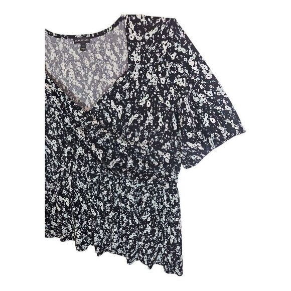 Lane Bryant Black Surplice Neck Elastic Waist Short Sleeve Floral Blouse 22/24 - Picture 4 of 8